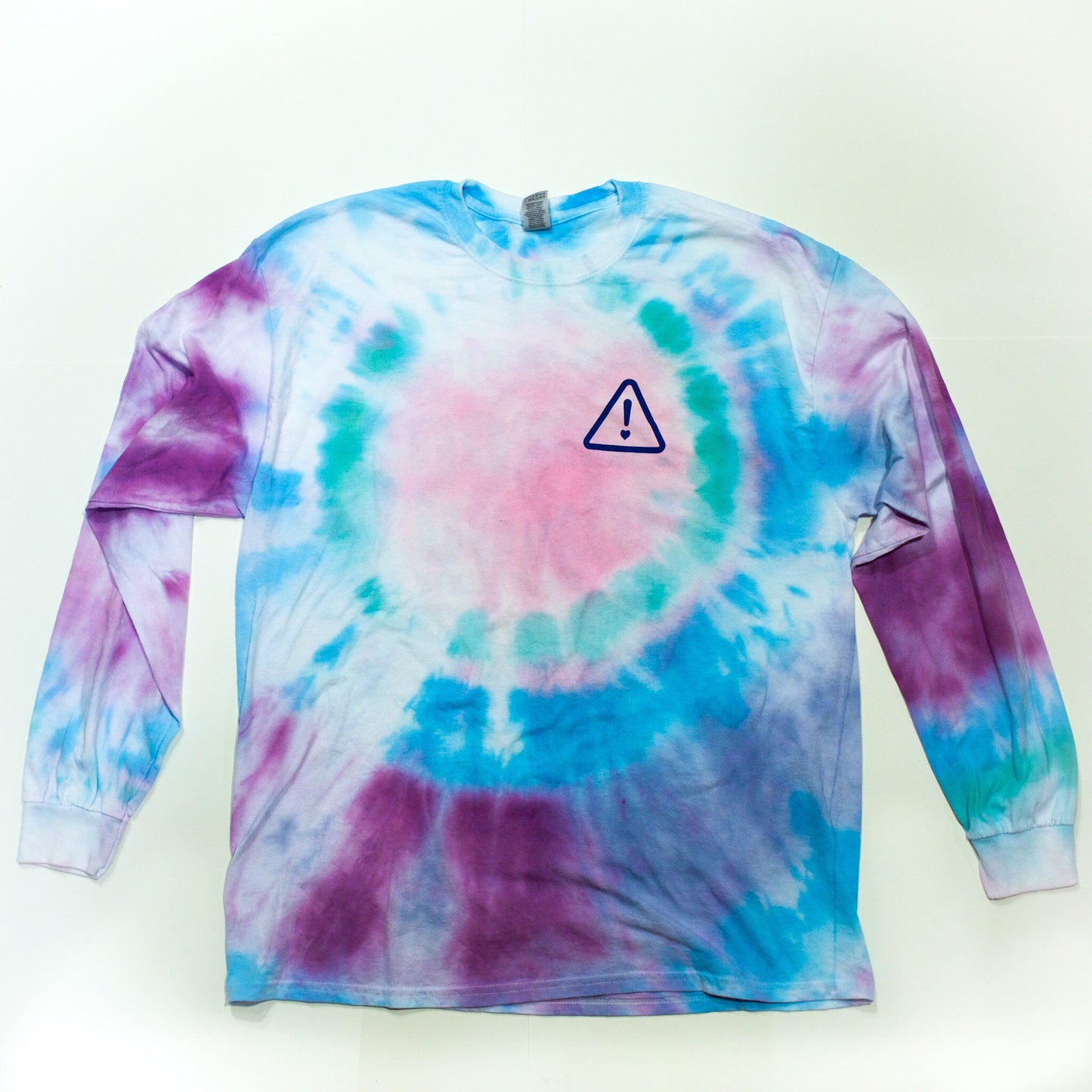 Access: TIE-DYED Long Sleeve Tee