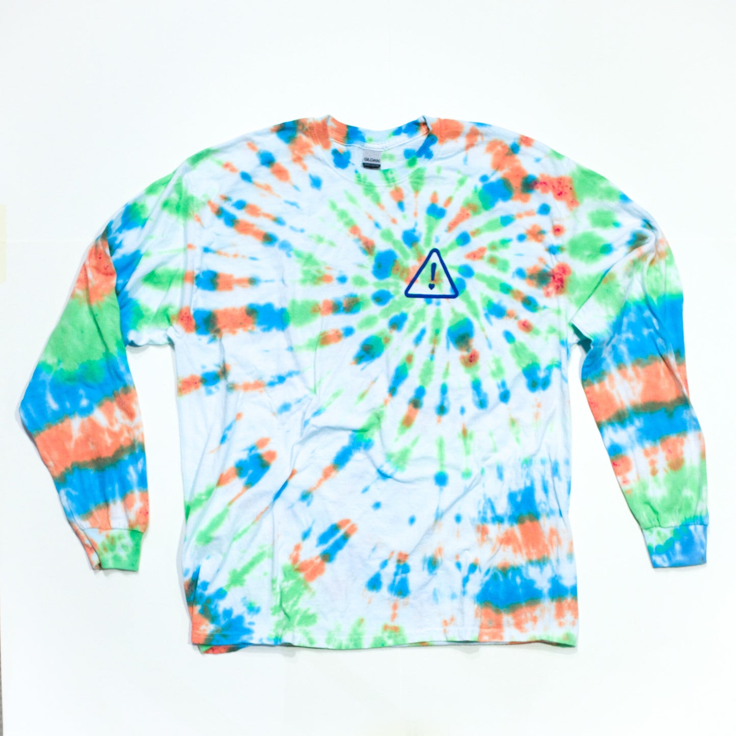 Access: TIE-DYED Long Sleeve Tee